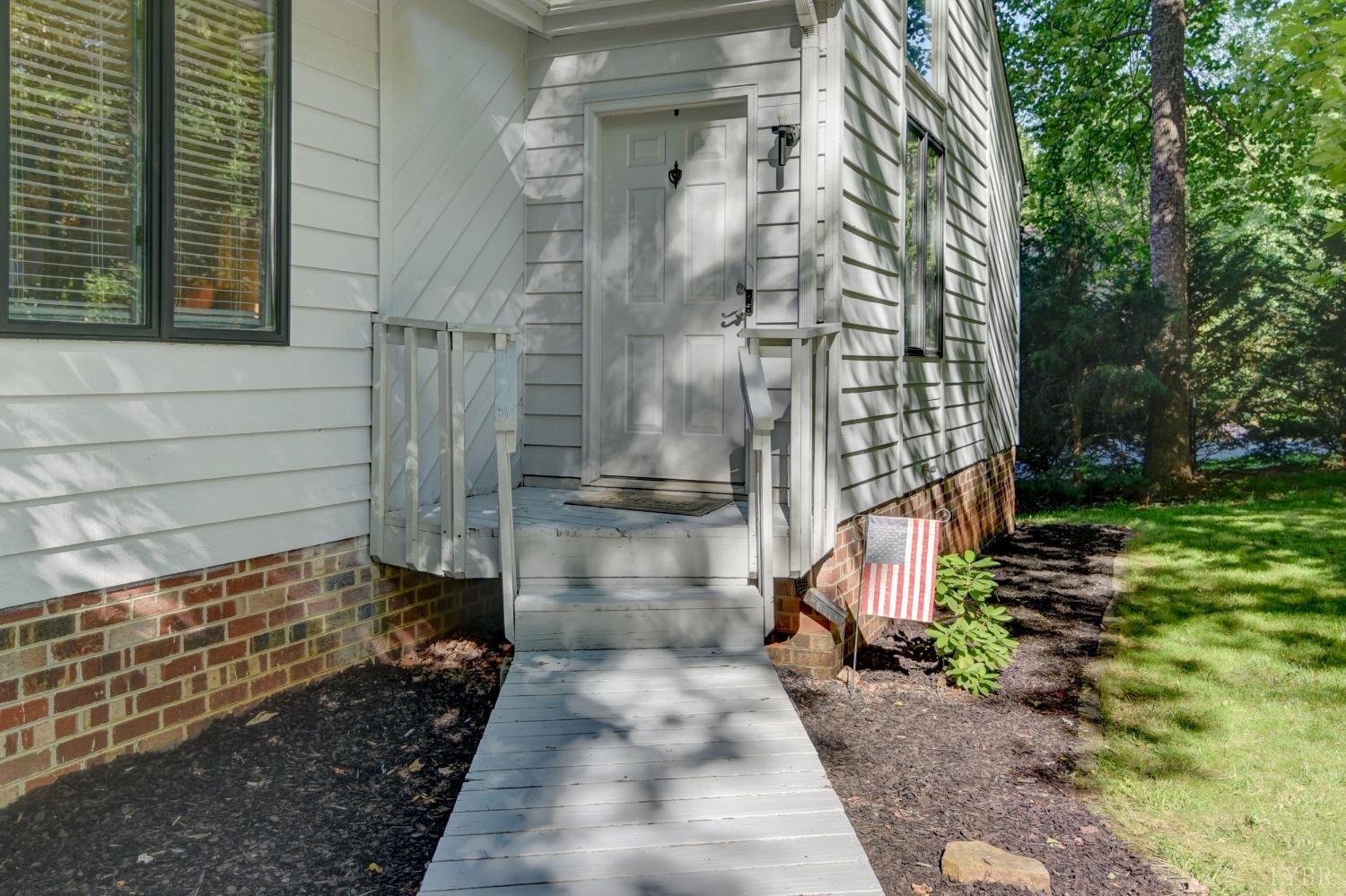 306 Cameron Road Forest, VA 24551 - Photo 5 of 55 Gallery Image 5
