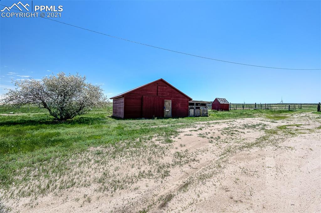 30945 Washington Road Calhan, CO 80808 - Photo 5 of 17