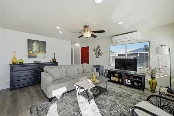 $389,000 | 13379 Lakeshore Drive, Clearlake, CA 95422