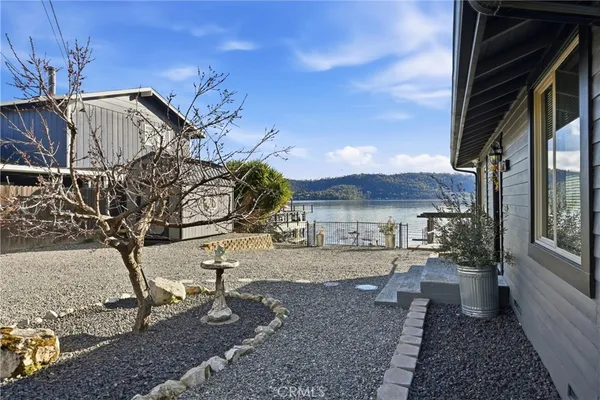 $389,000 | 13379 Lakeshore Drive, Clearlake, CA 95422