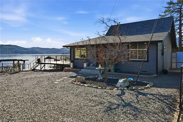 $389,000 | 13379 Lakeshore Drive, Clearlake, CA 95422