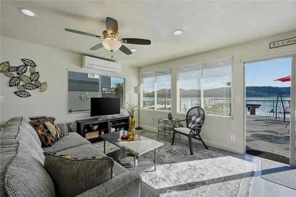 $389,000 | 13379 Lakeshore Drive, Clearlake, CA 95422