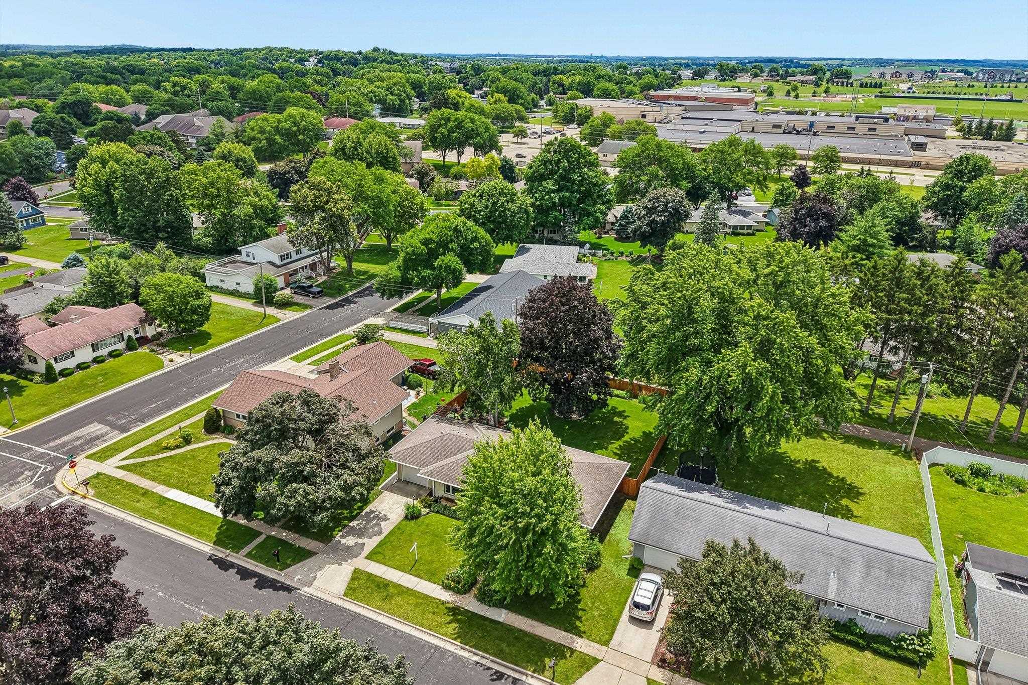 204 6th Street Waunakee, WI 53597 - Photo 49 of 58