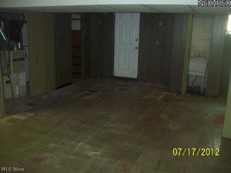 9810 Johnnycake Ridge Road Mentor, OH 44060 - Photo 14 of 20 Gallery Image 14