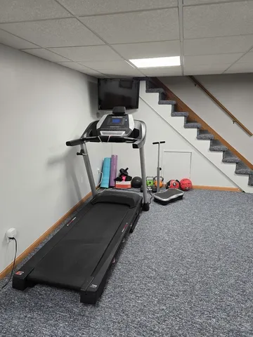 $250,000 | 827 South McKinley Avenue, Kankakee, IL 60901