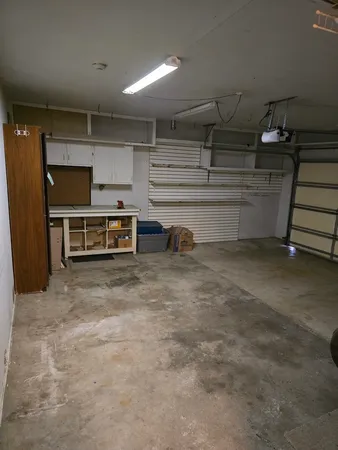 $240,000 | 827 South McKinley Avenue, Kankakee, IL 60901