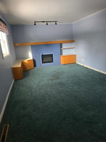 $250,000 | 827 South McKinley Avenue, Kankakee, IL 60901