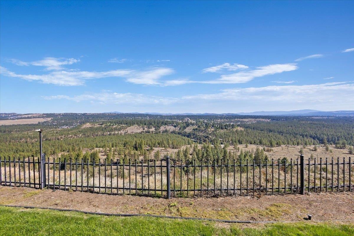 4404 North Indian Bluff Road Spokane, WA 99224 - Photo 41 of 50