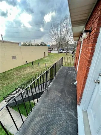 $1,099 | 222 West Morales Street, Unit C, Chalmette, LA 70043