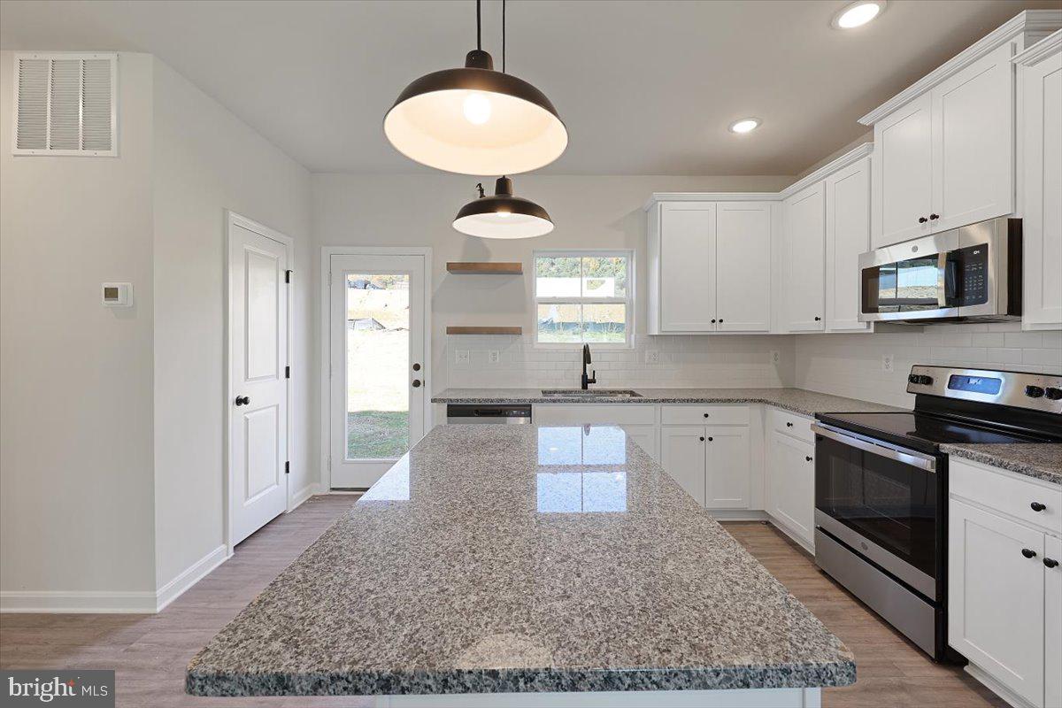 40 Diving Scaup Road Hedgesville, WV 25427 - Photo 5 of 41