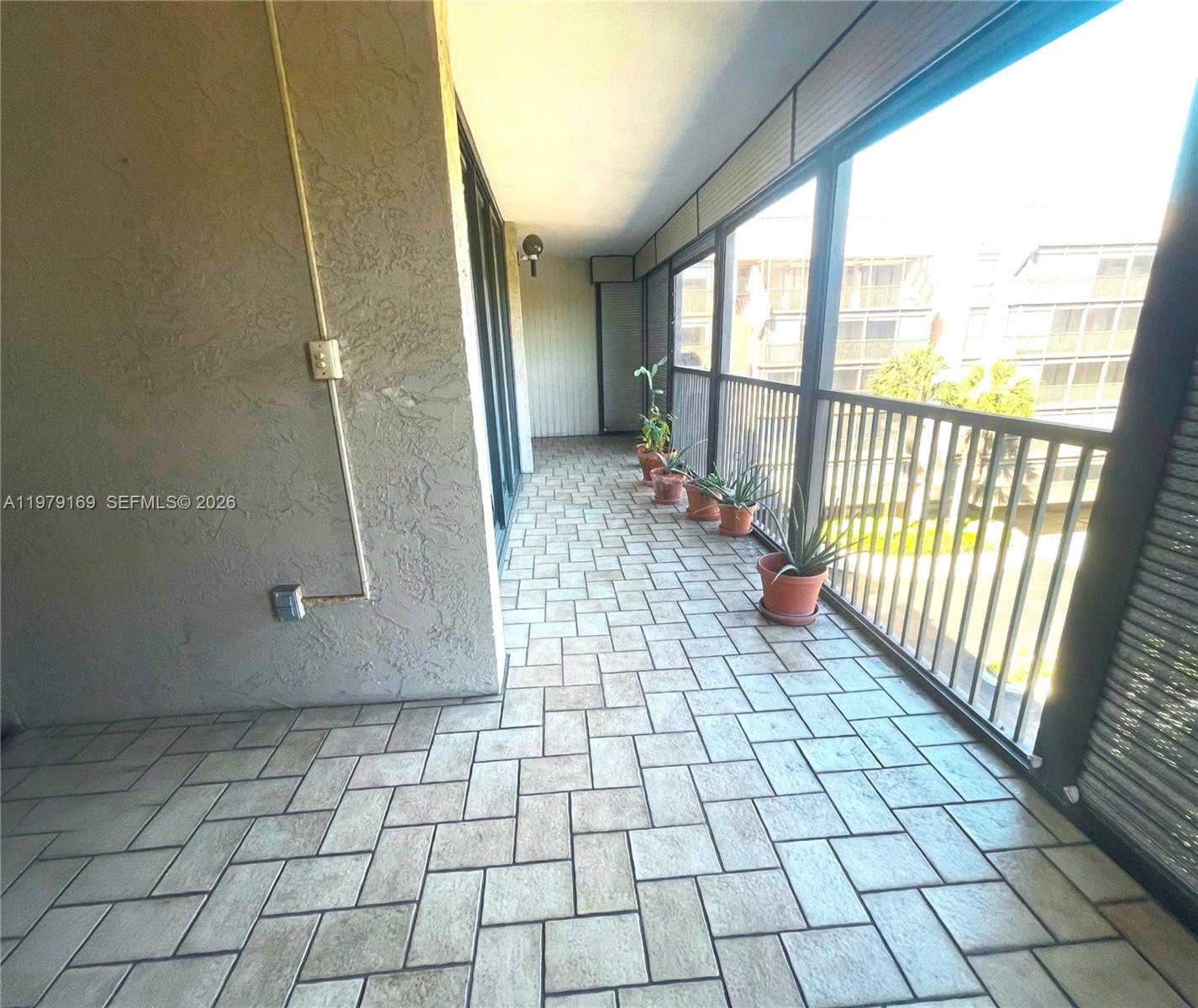 2802 North 46th Avenue, Unit 520B Hollywood, FL 33021 - Photo 28 of 32