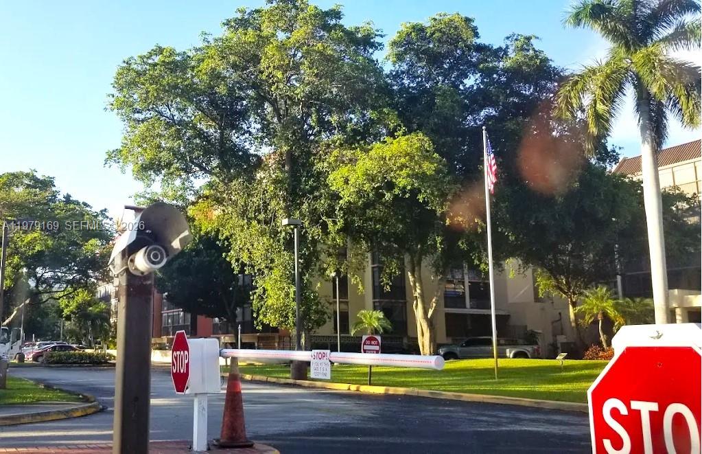 2802 North 46th Avenue, Unit 520B Hollywood, FL 33021 - Photo 32 of 32