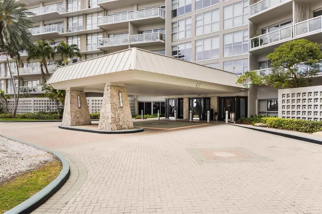 $1,324,900 | 2451 Brickell Avenue, Unit 21D, Miami, FL 33129