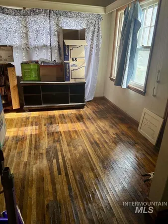 $329,900 | 203 9th Avenue East, Twin Falls, ID 83301