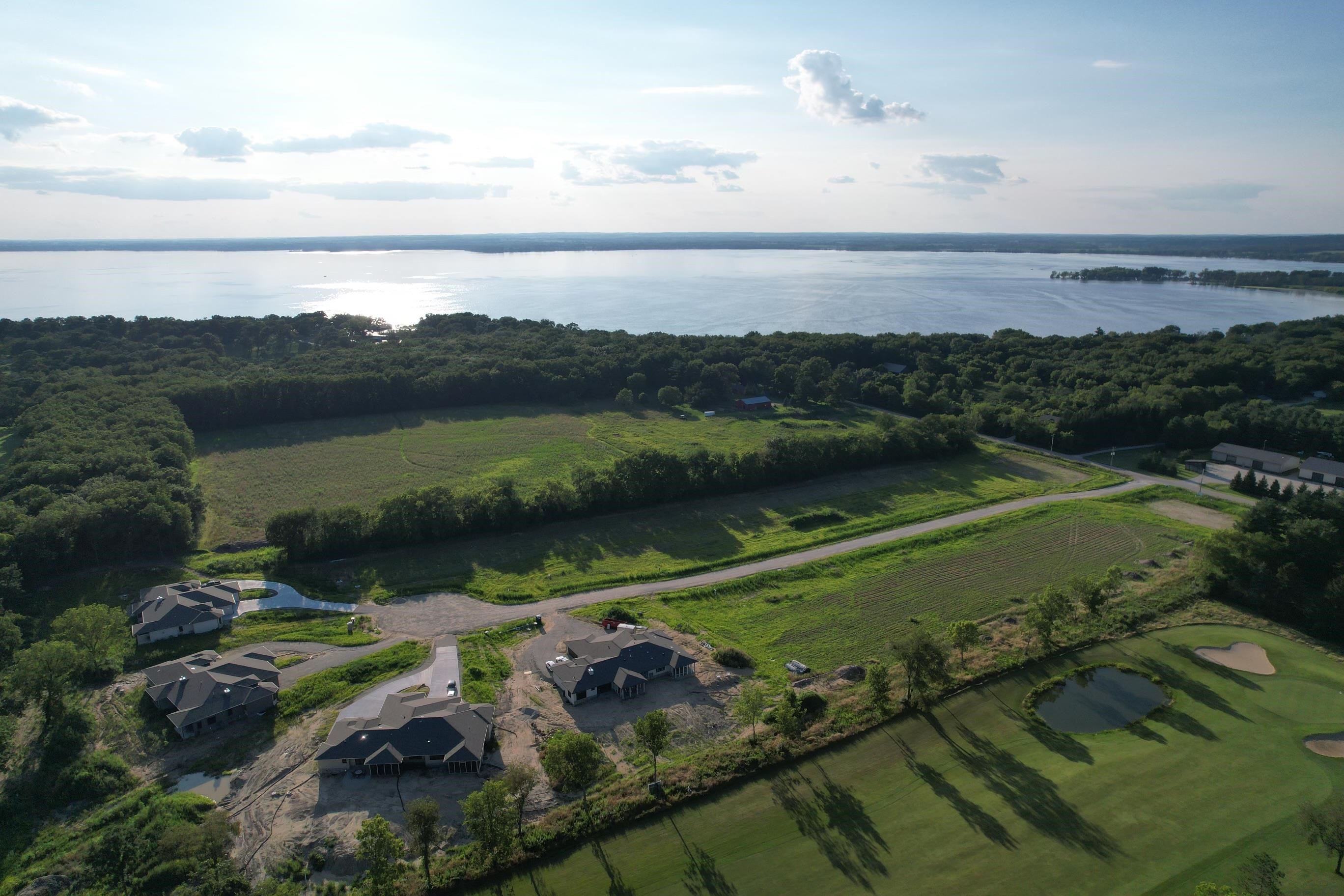 N867 Eagle Ridge Fort Atkinson, WI 53538 - Photo 4 of 25