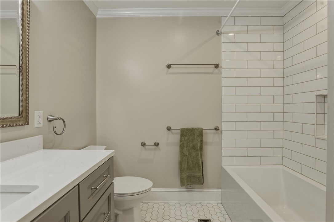 127 East 4th Street Corning, NY 14830 - Photo 39 of 48
