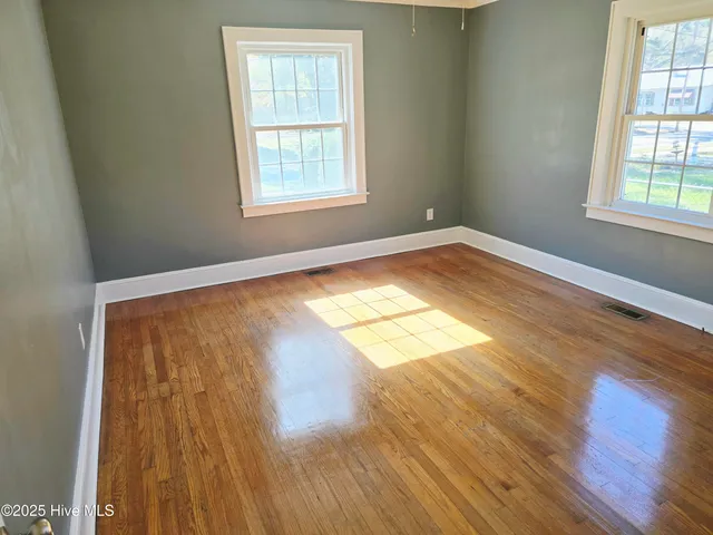 $129,000 | 607 East 9th Street, Scotland Neck, NC 27874