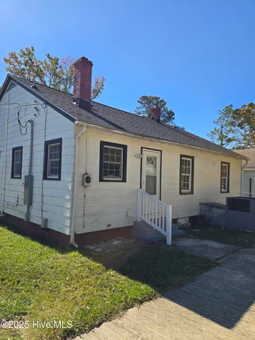 $129,000 | 607 East 9th Street, Scotland Neck, NC 27874