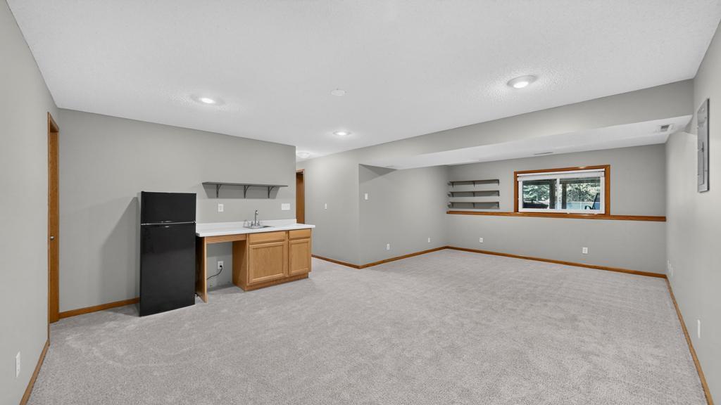 5023 25th Avenue Northwest Rochester, MN 55901 - Photo 23 of 39