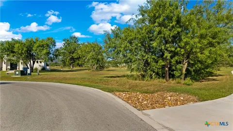 $295,000 | 832 Wade Road, New Braunfels, TX 78132