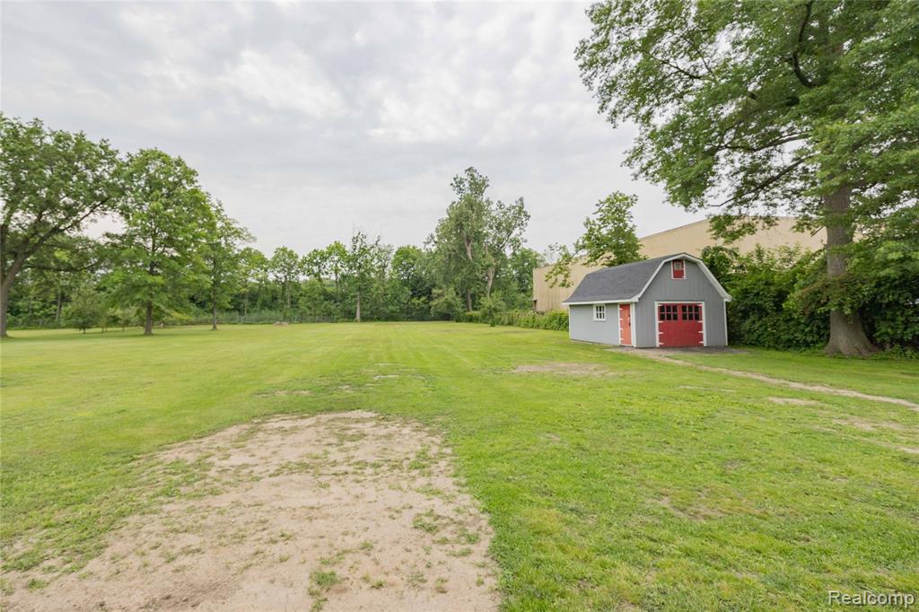 36093 Herman Street Romulus, MI 48174 - Photo 29 of 32 Gallery Image 29