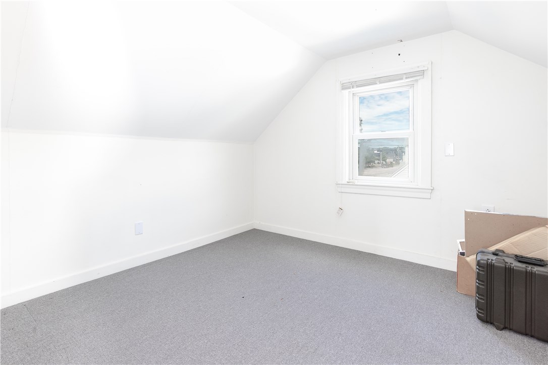 2537 West Shore Road Warwick, RI 02889 - Photo 13 of 21 Gallery Image 13