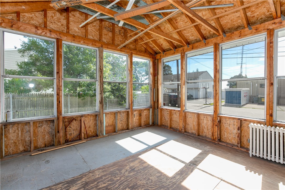 2537 West Shore Road Warwick, RI 02889 - Photo 15 of 21 Gallery Image 15