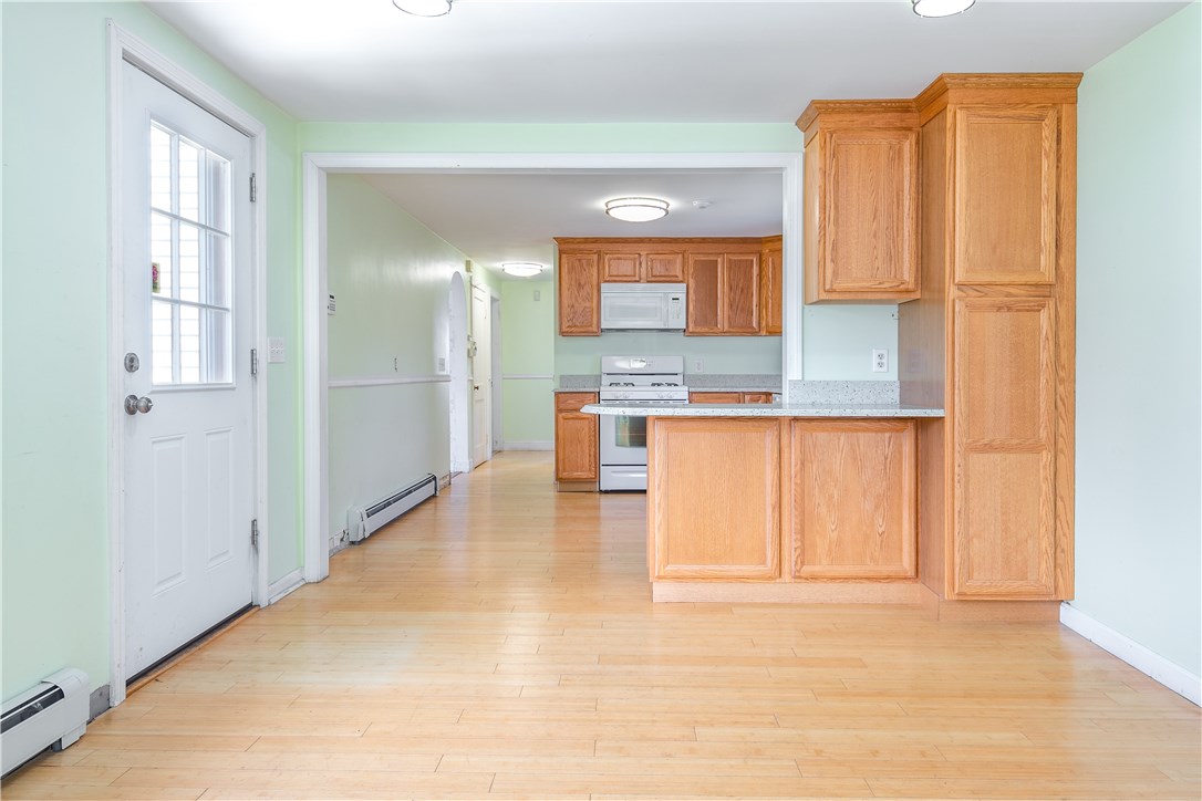 2537 West Shore Road Warwick, RI 02889 - Photo 5 of 21 Gallery Image 5