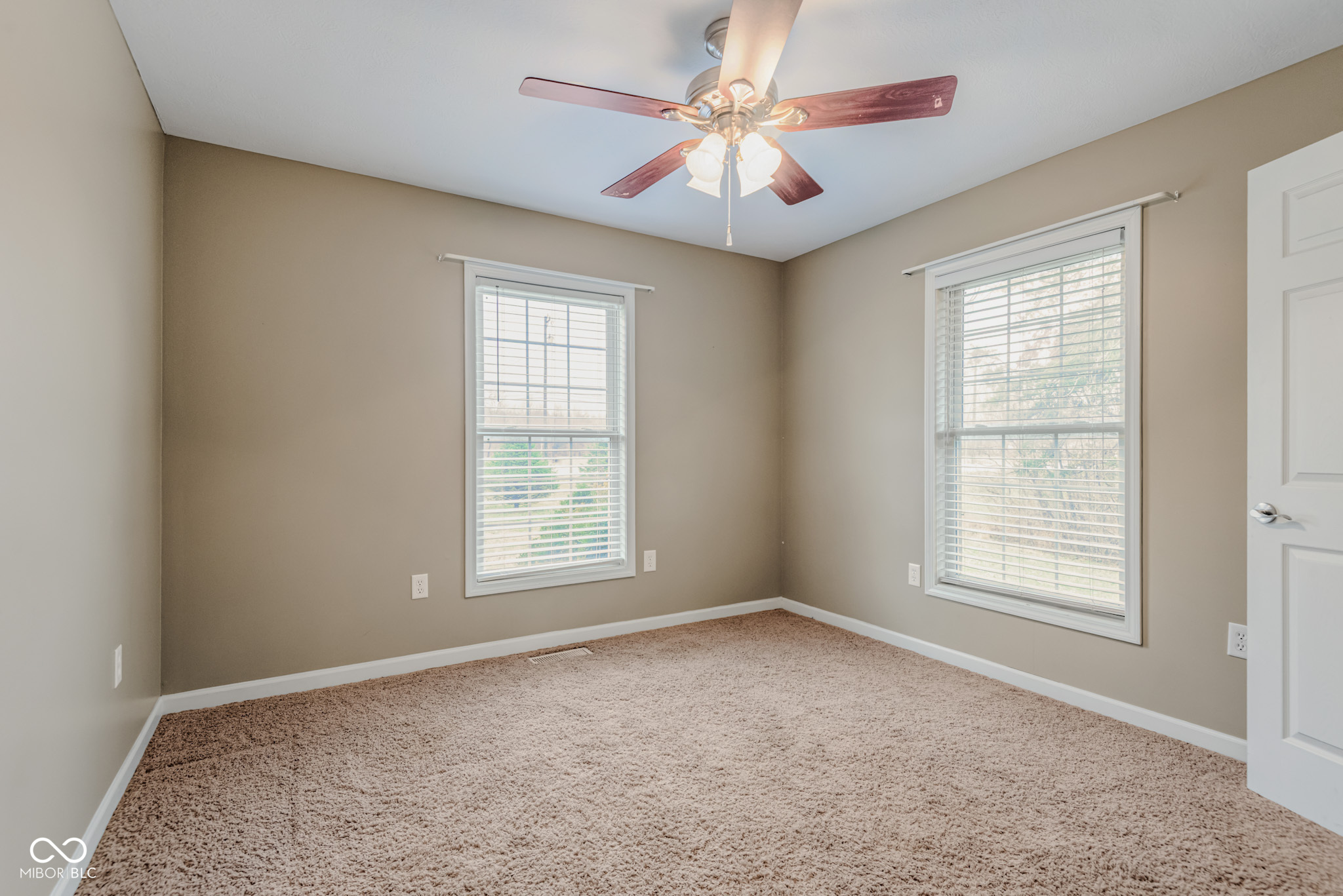 6370 State Road 46 Columbus, IN 47201 - Photo 39 of 72