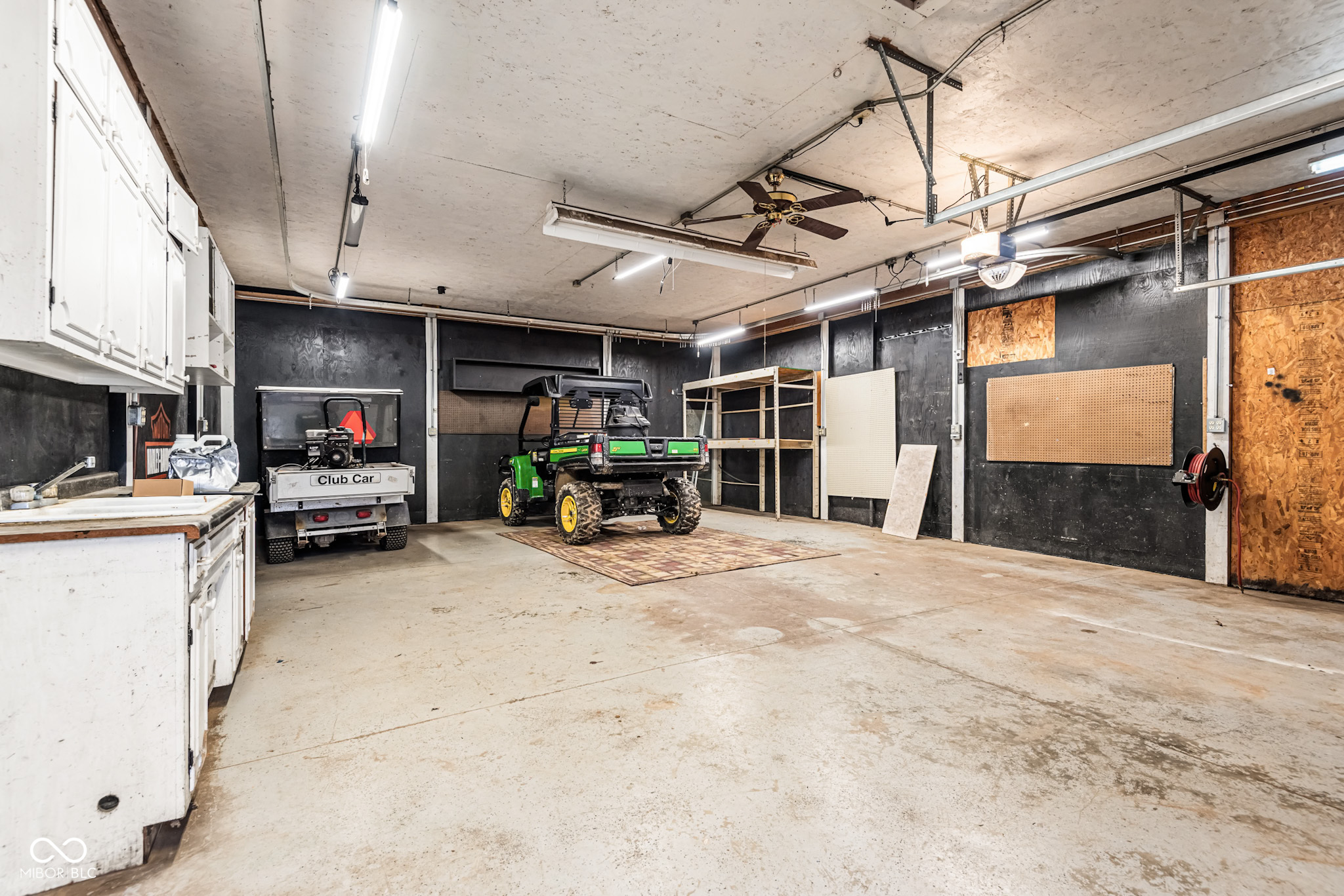 6370 State Road 46 Columbus, IN 47201 - Photo 6 of 72