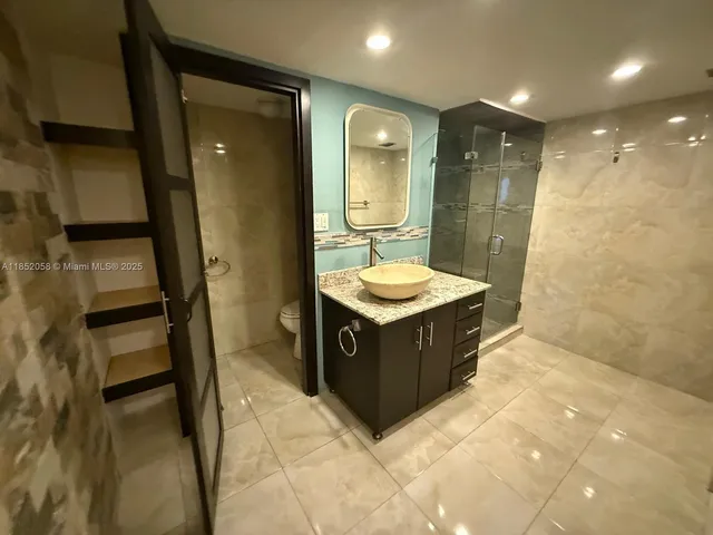 $510,000 | 1500 South Ocean Drive, Unit 5G, Hollywood, FL 33019