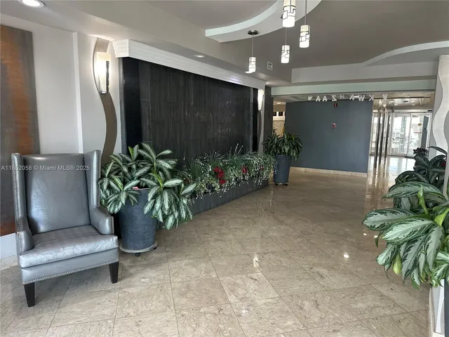 $510,000 | 1500 South Ocean Drive, Unit 5G, Hollywood, FL 33019