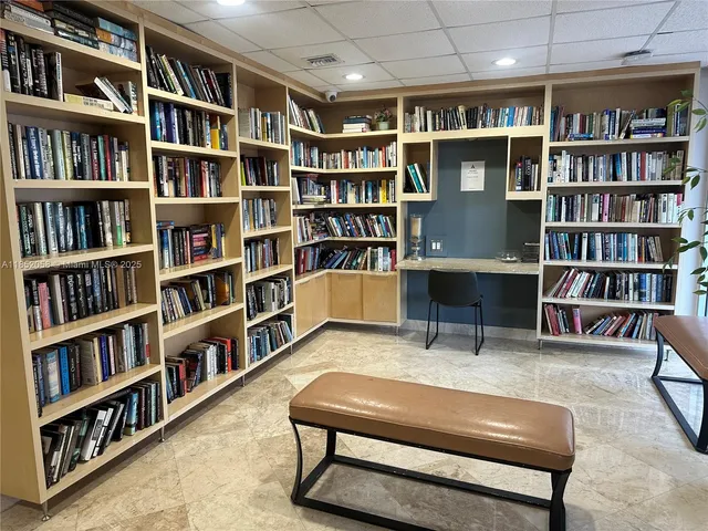 $510,000 | 1500 South Ocean Drive, Unit 5G, Hollywood, FL 33019