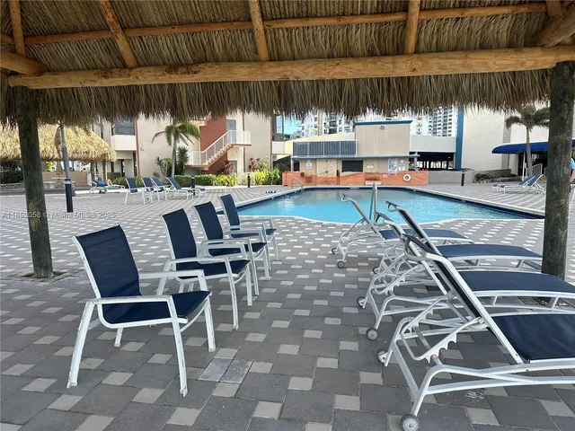 $510,000 | 1500 South Ocean Drive, Unit 5G, Hollywood, FL 33019