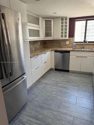 $510,000 | 1500 South Ocean Drive, Unit 5G, Hollywood, FL 33019