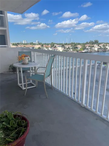 $510,000 | 1500 South Ocean Drive, Unit 5G, Hollywood, FL 33019