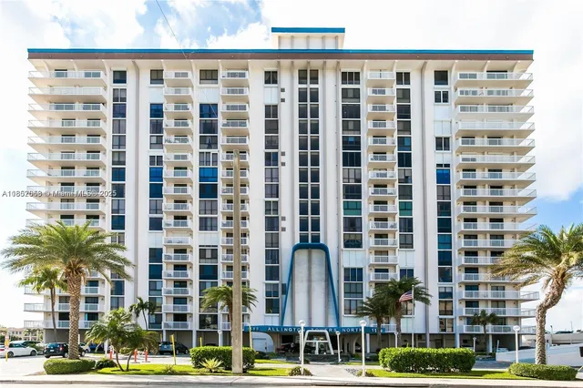 $510,000 | 1500 South Ocean Drive, Unit 5G, Hollywood, FL 33019