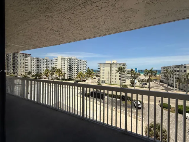 $510,000 | 1500 South Ocean Drive, Unit 5G, Hollywood, FL 33019