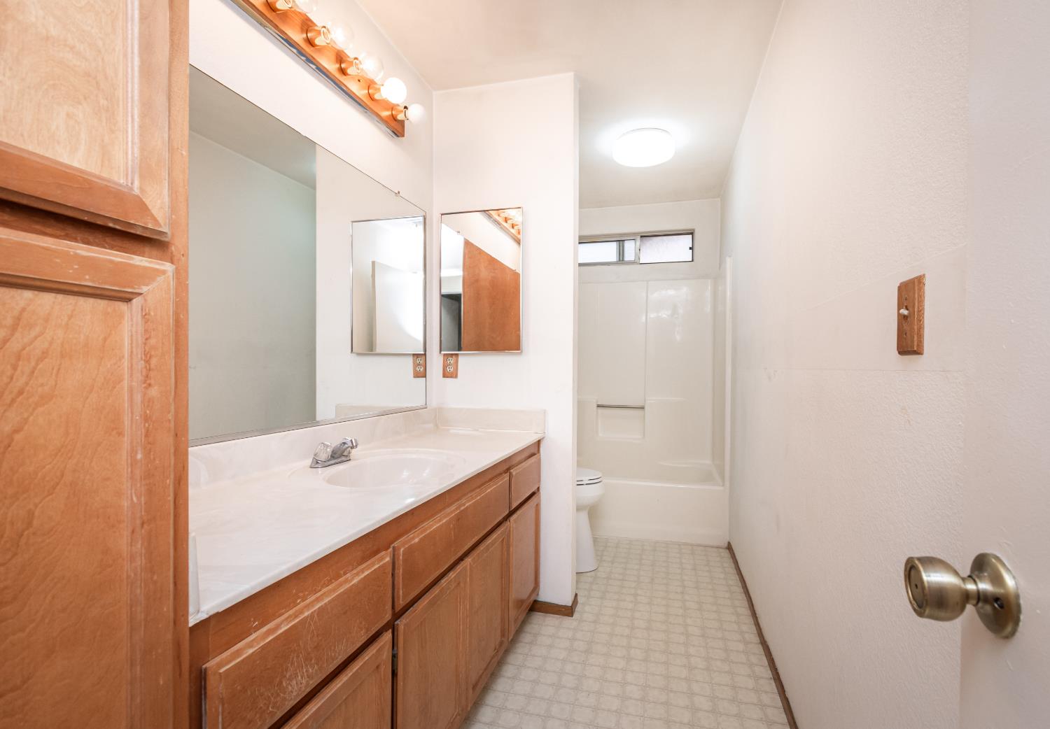 1604 January Drive Modesto, CA 95358 - Photo 22 of 36