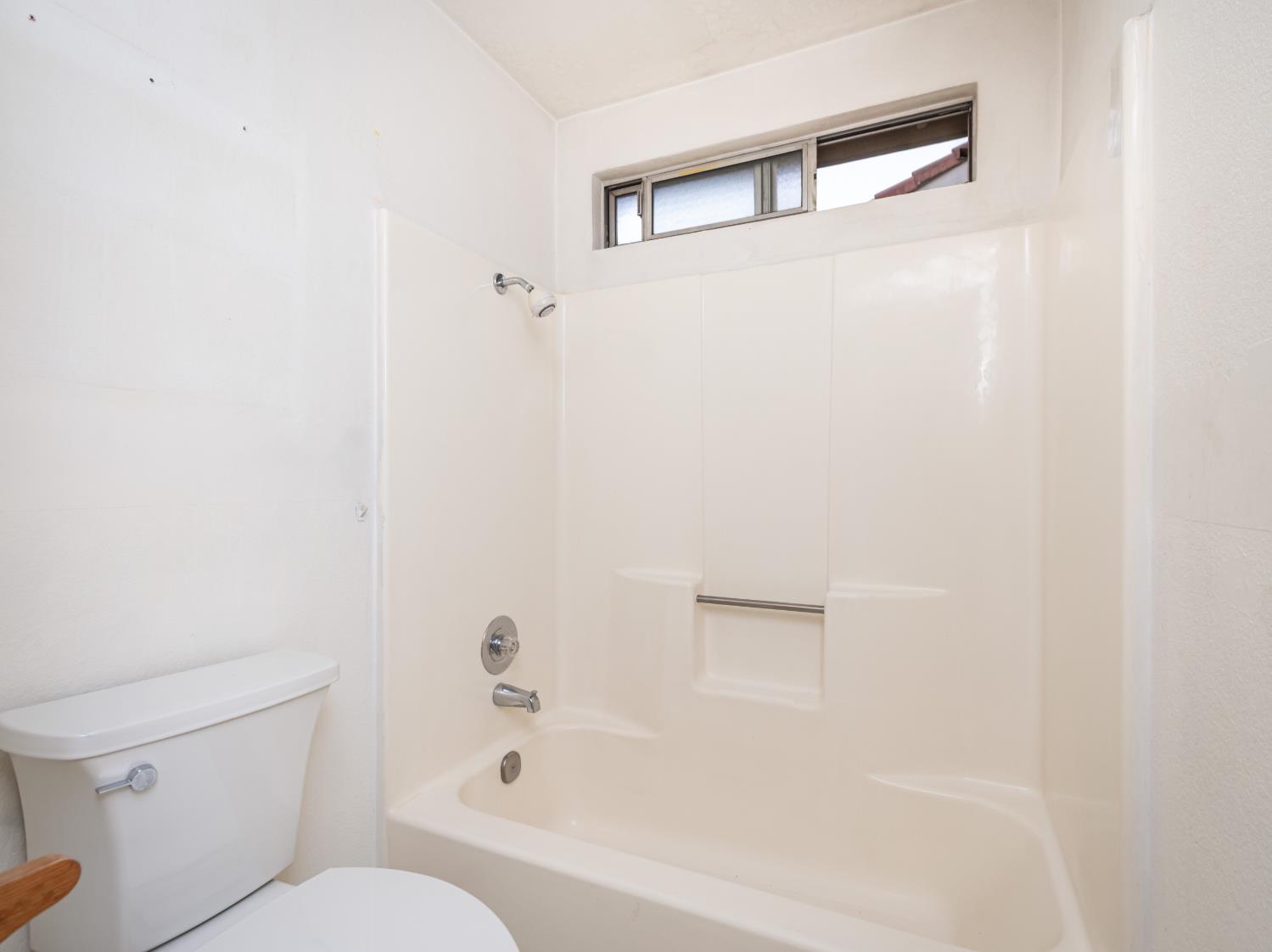 1604 January Drive Modesto, CA 95358 - Photo 23 of 36