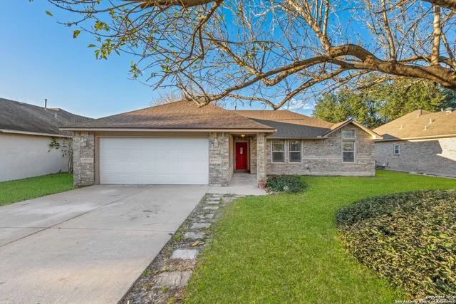 $349,999 | 328 Raven, New Braunfels, TX 78130