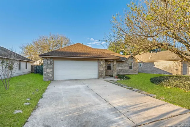 $349,999 | 328 Raven, New Braunfels, TX 78130