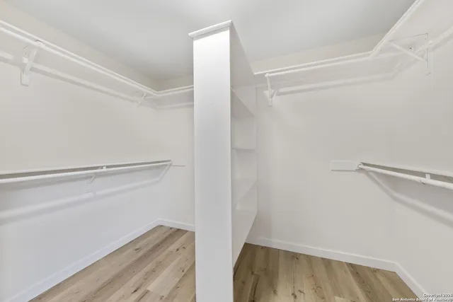 $349,999 | 328 Raven, New Braunfels, TX 78130