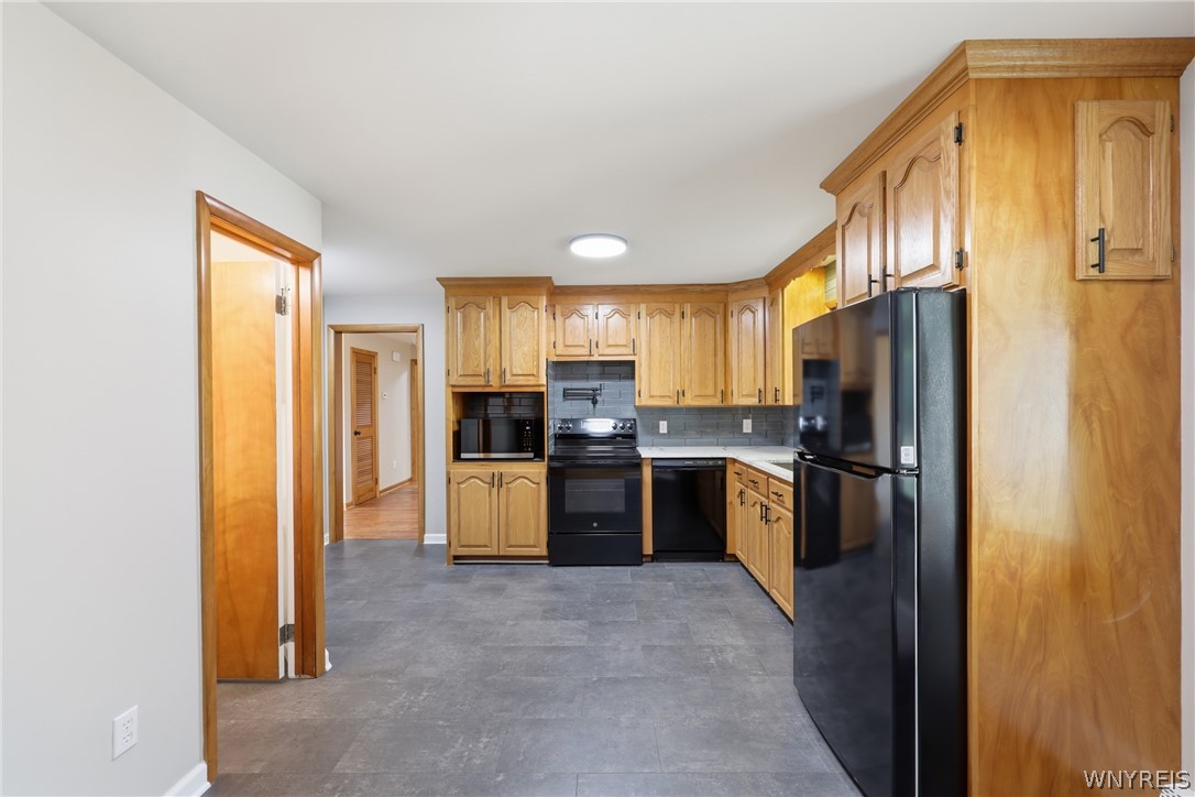 8117 North State Road Hamburg, NY 14075 - Photo 5 of 50