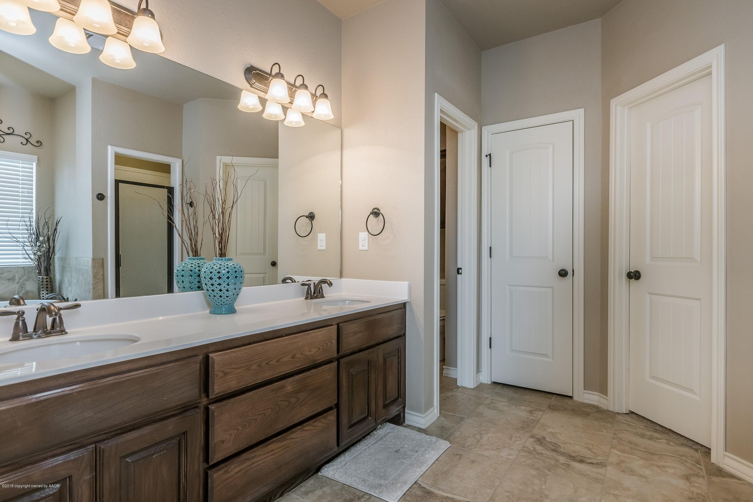 18350 Quail Crossing Road Amarillo, TX 79124 - Photo 15 of 31 015_Master Bathroom