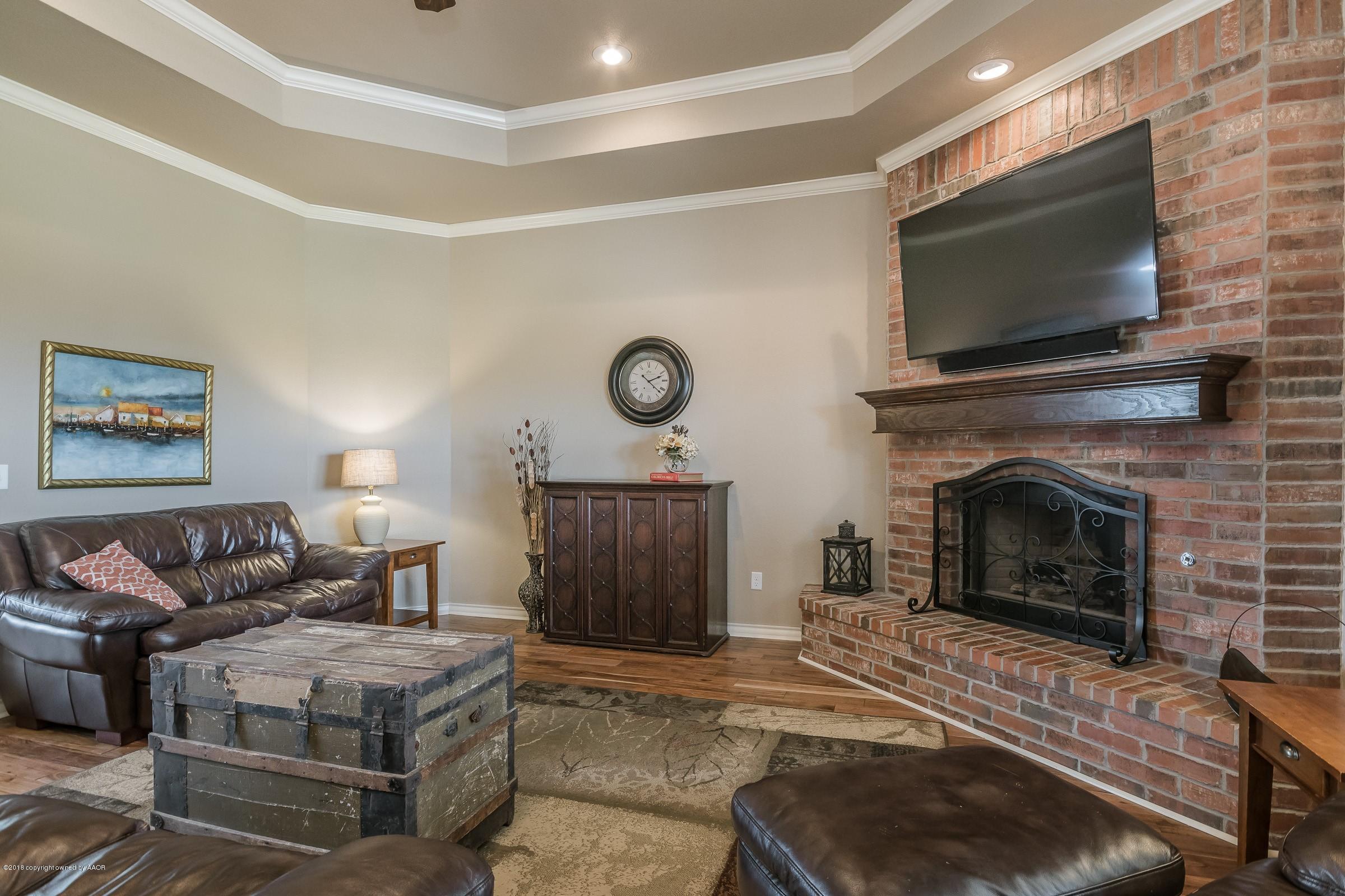 18350 Quail Crossing Road Amarillo, TX 79124 - Photo 4 of 31 004_Living Room-2