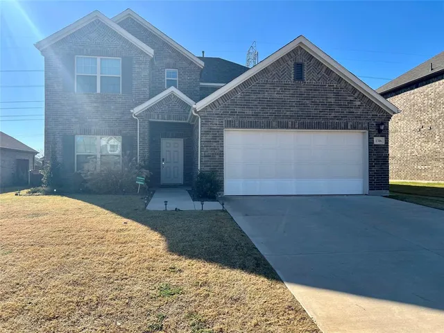 $385,000 | 1316 Fox Gln Trail, Crowley, TX 76036