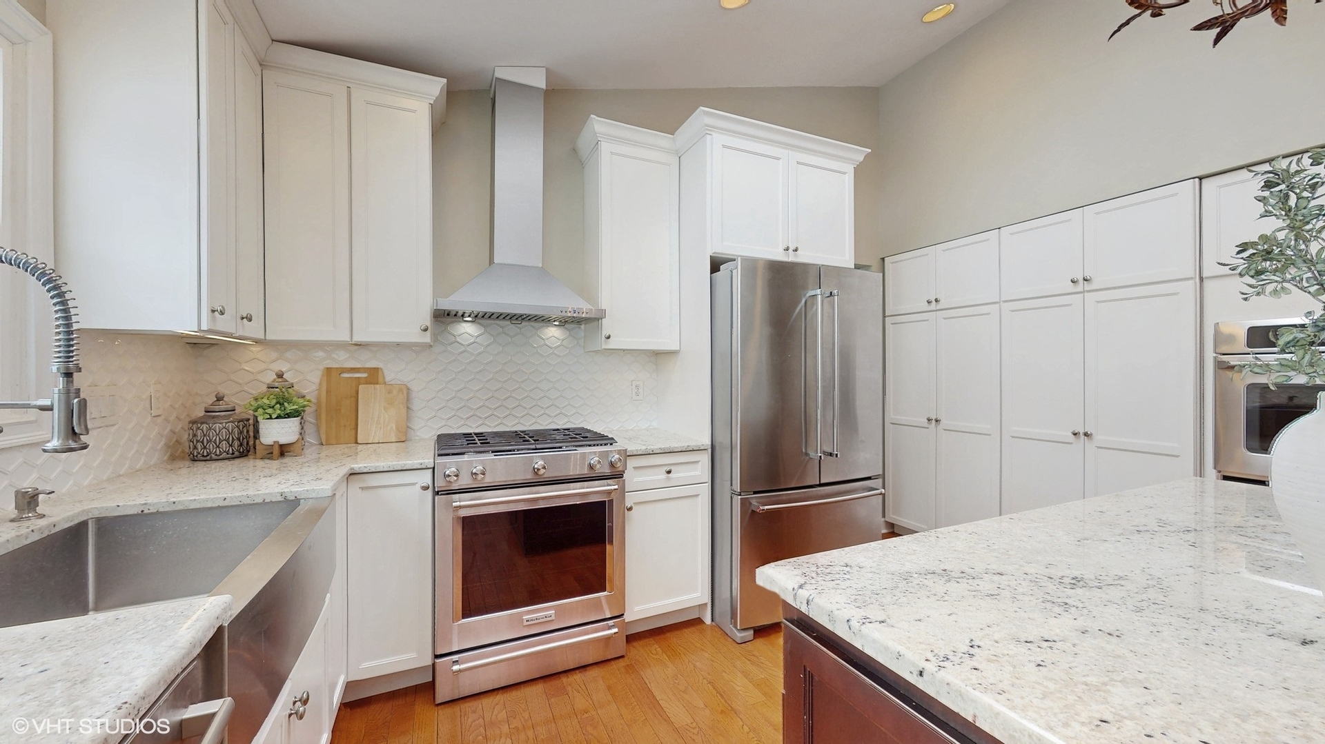 1907 Heather Road Geneva, IL 60134 - Photo 8 of 37