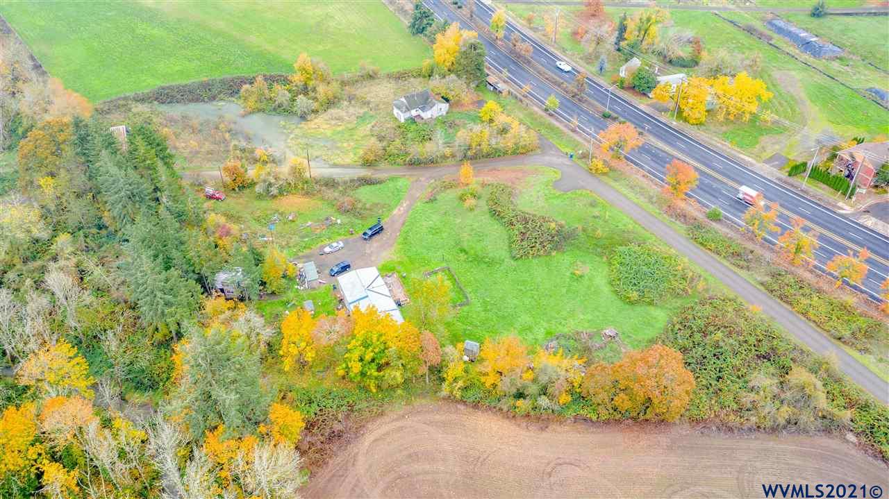 2560 Wallace Road Northwest Salem, OR 97304 - Photo 7 of 35 Gallery Image 7