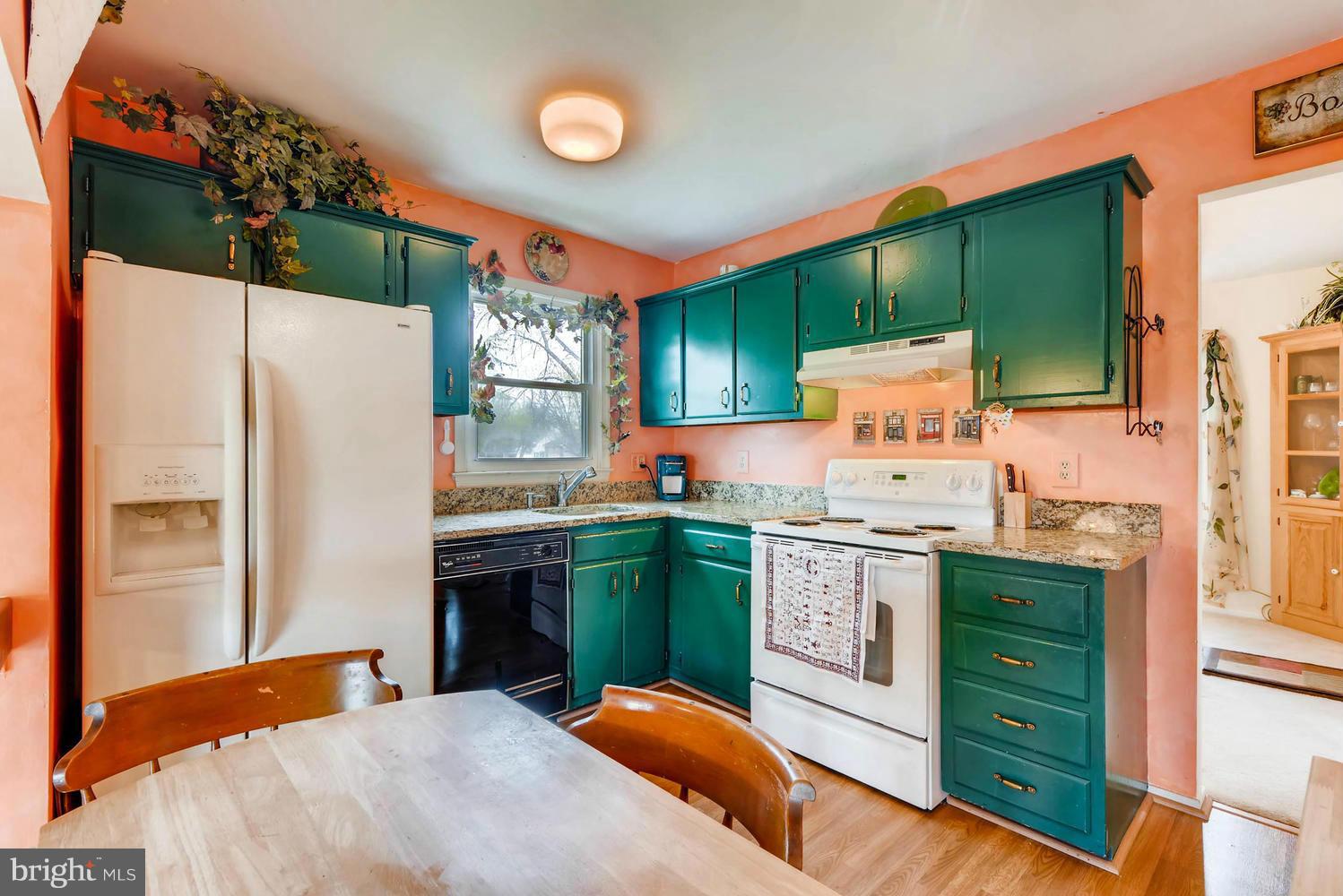 9016 Transoms Road Baltimore, MD 21236 - Photo 12 of 28 Kitchen